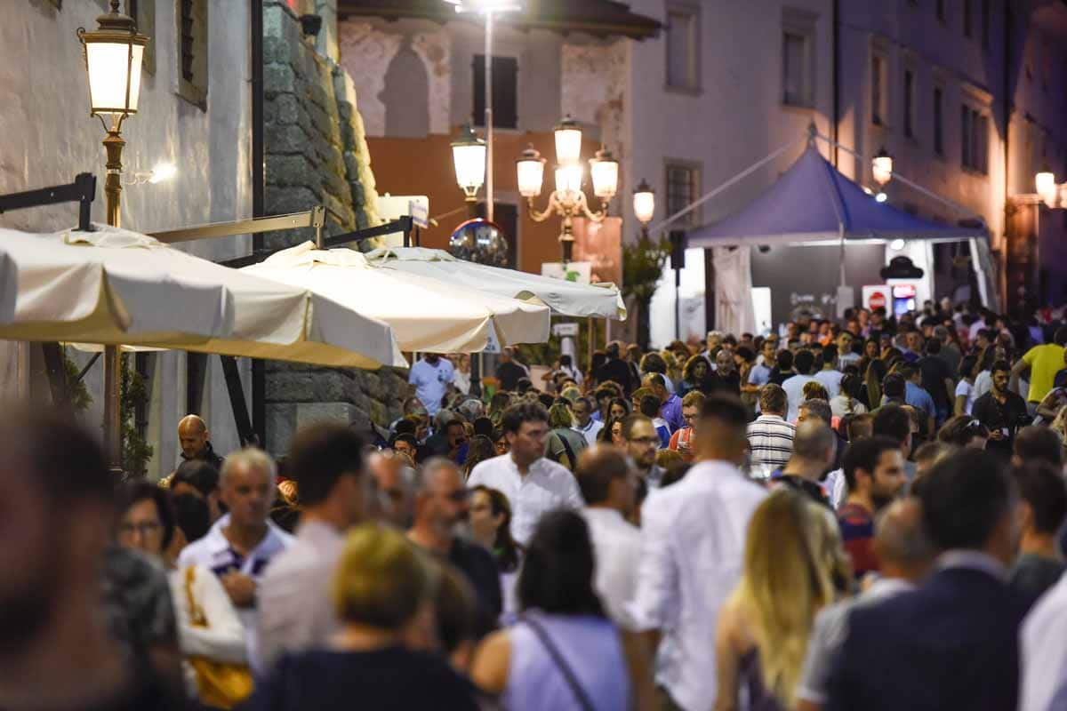 Le vie di San Daniele del friuli durante Aria di Festa