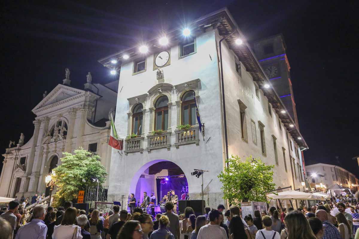 Concerto serale durante la festa del prosciutto di San Daniele del Friuli