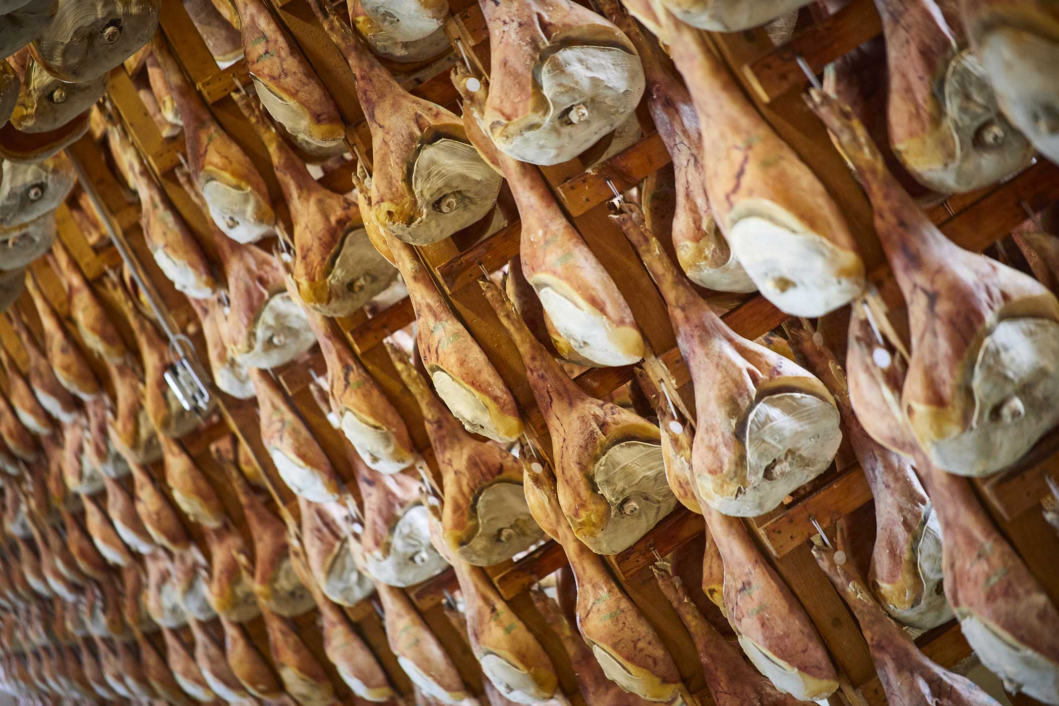 Produzione del Prosciutto di San Daniele