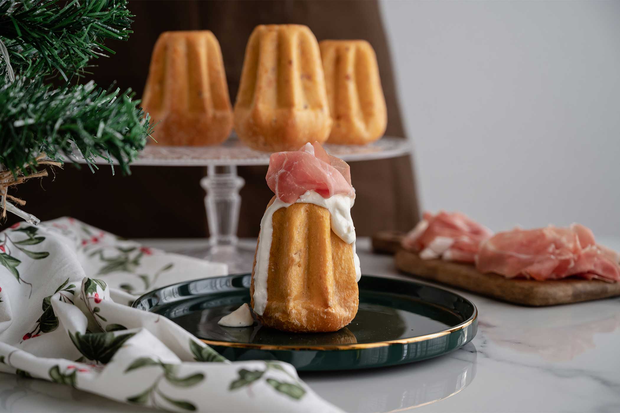 Pandorini salati con Prosciutto di San Daniele