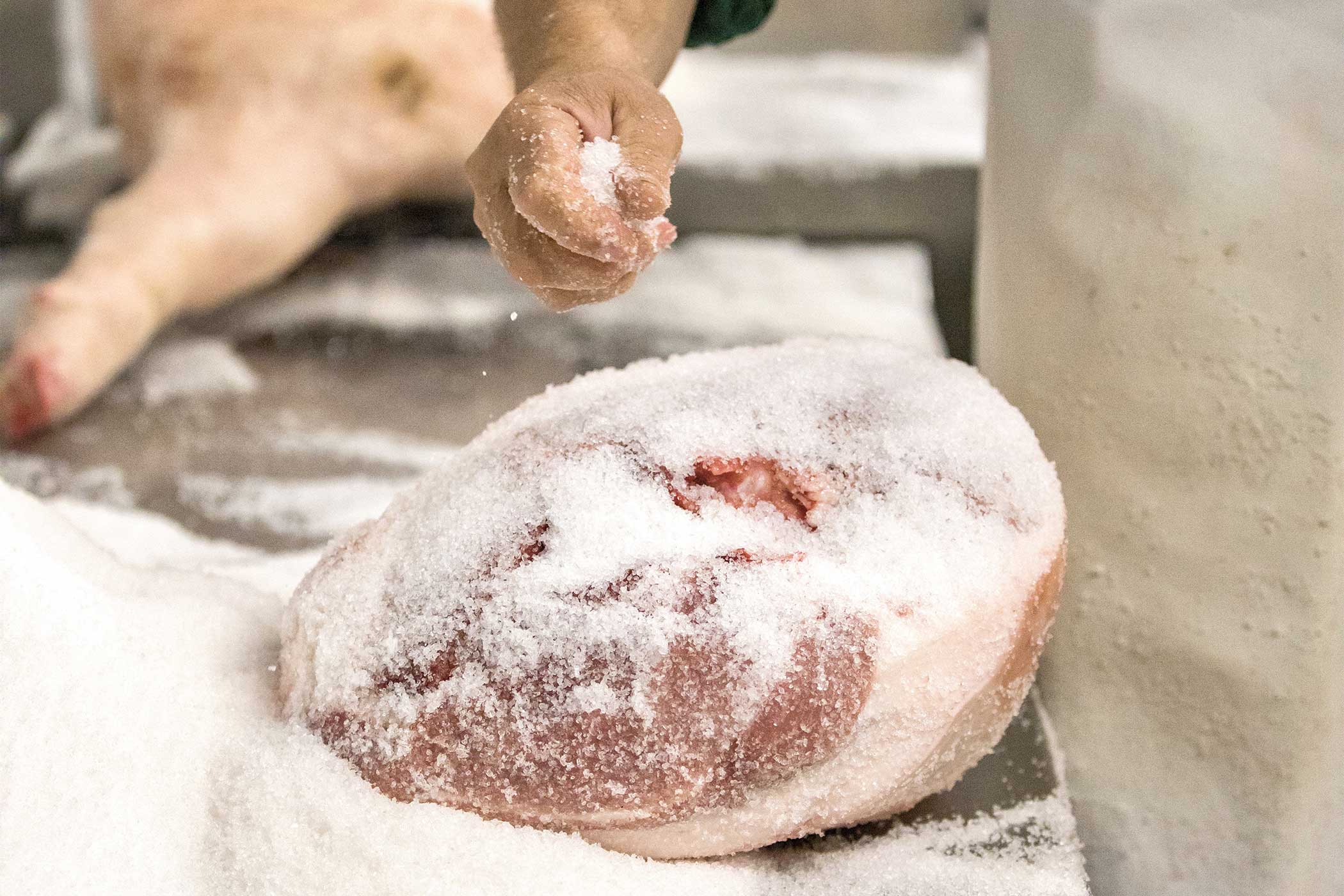 produzione del Prosciutto di San Daniele