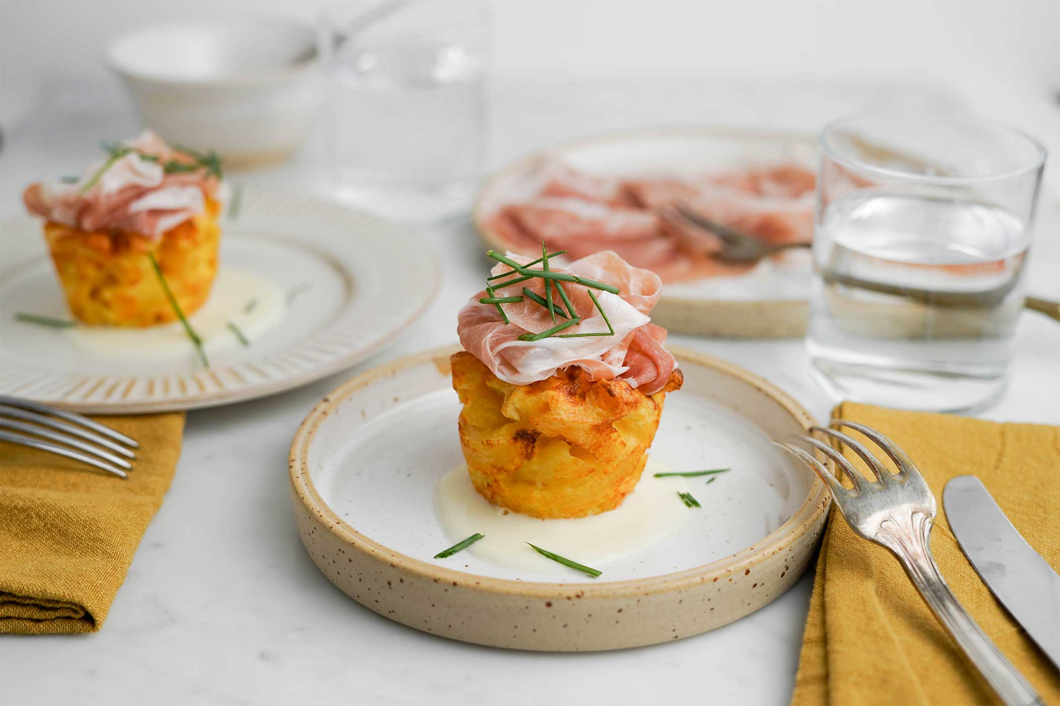 Muffin di pasta avanzata con Prosciutto di San Daniele e crema di formaggio