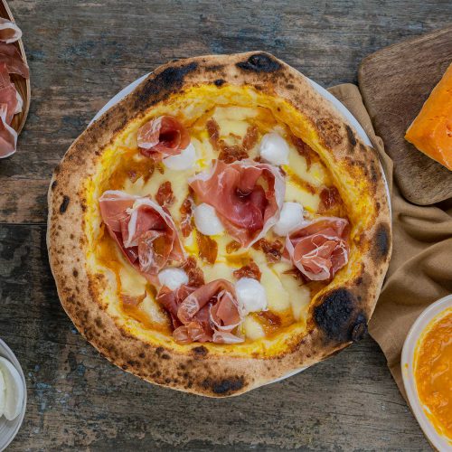 Ricetta della pizza napoletana con Prosciutto di San Daniele e crema di zucca