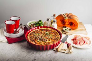 Torta salata con prosciutto crudo di San Daniele, zucca e funghi